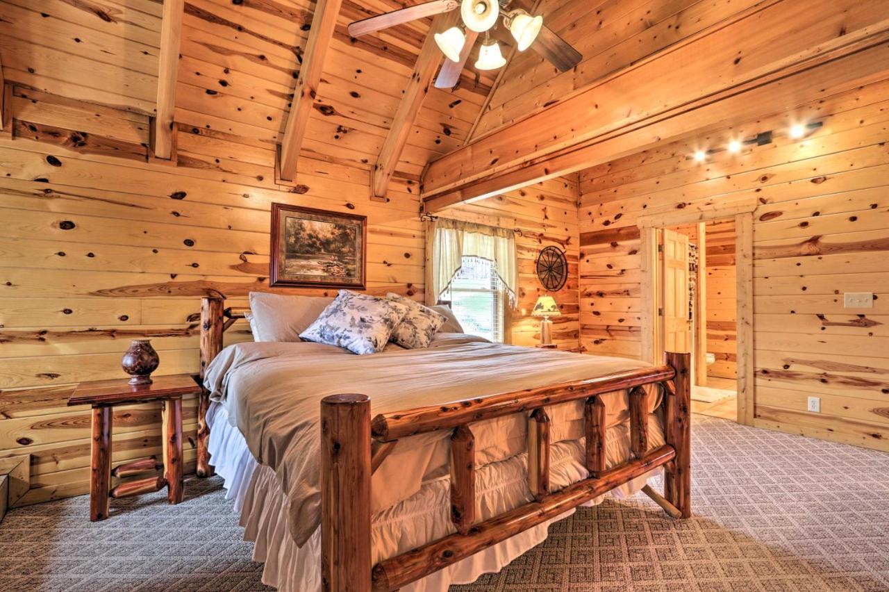 Pigeon Forge Cabin With Games, 1 Mi To Parkway! Екстериор снимка