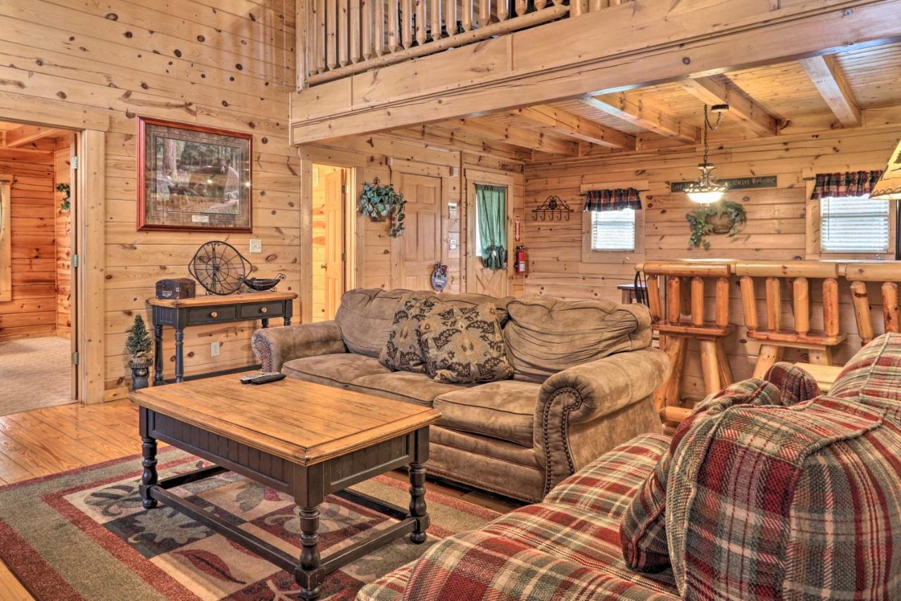 Pigeon Forge Cabin With Games, 1 Mi To Parkway! Екстериор снимка